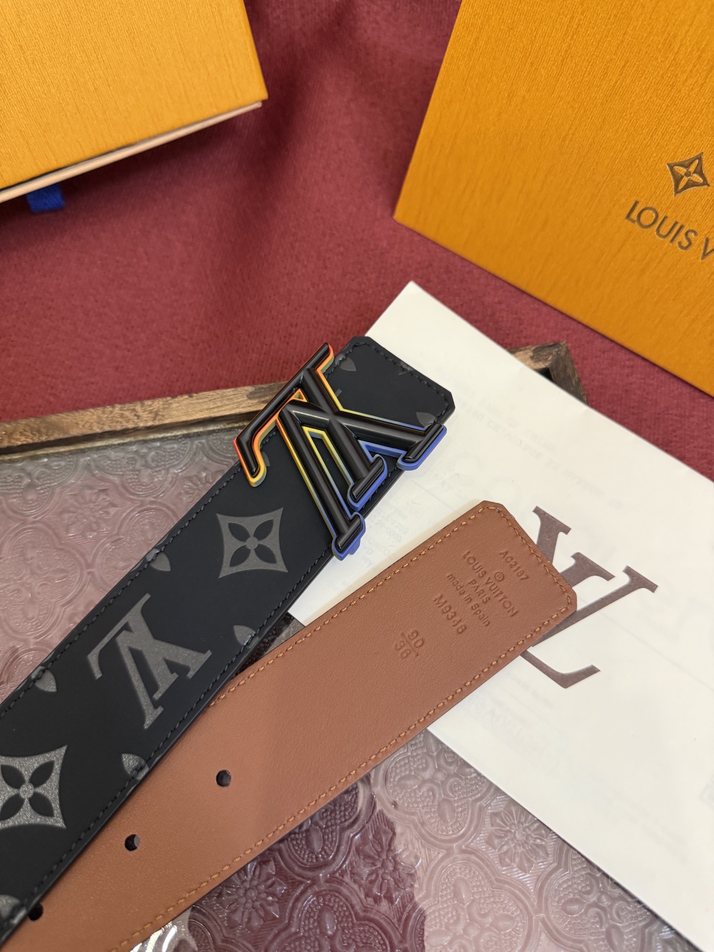 Louis Vuitton Classic Embossed Double-Sided Men's Belt 4CM Width