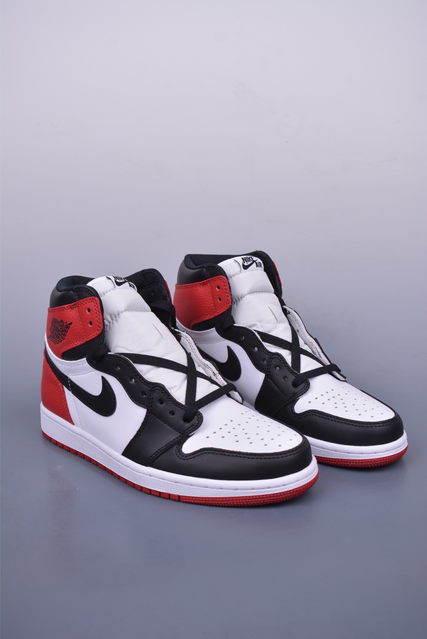 Air Jordan 1 Retro High OG Black Toe AJ1 basketball shoes Black Toe Black Head 555088-125
