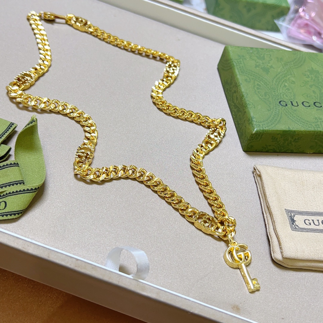 Gucci Anger Forest GG Flat Chain Key Necklace