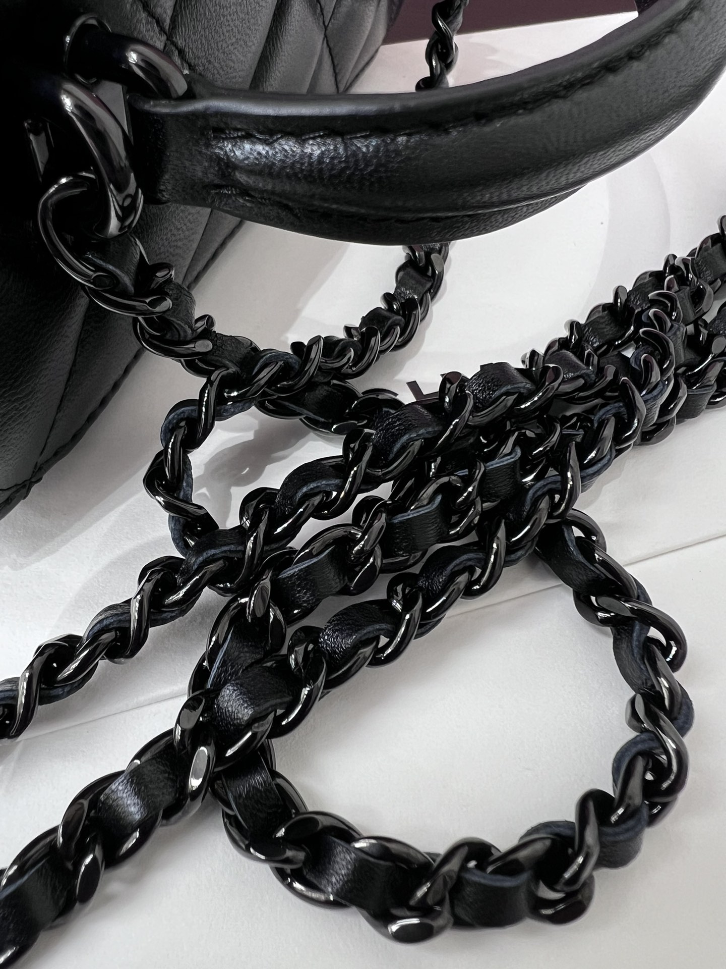 Chanel 24A Tote Box Bag AP2199