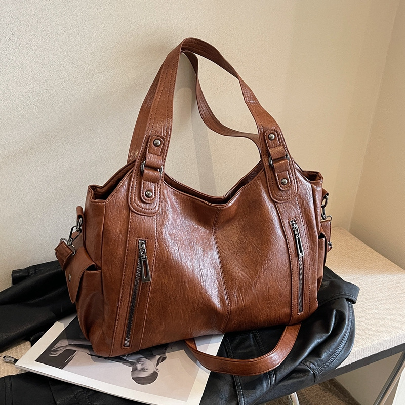 🌲Early Christmas Sale 49% OFF🌲Women's Punk Style Studded Decor Tote Bag