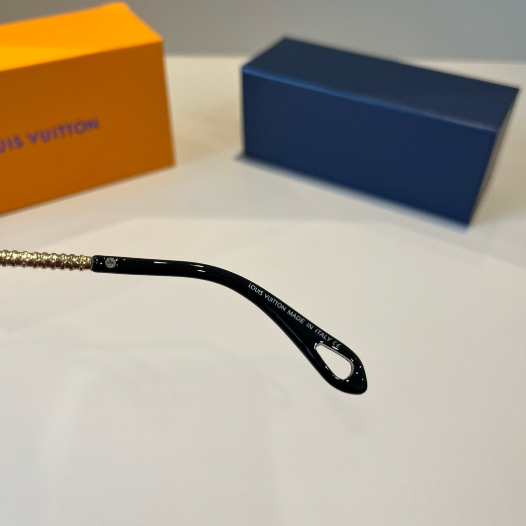 Louis Vuitton Square Frame Sunglasses
