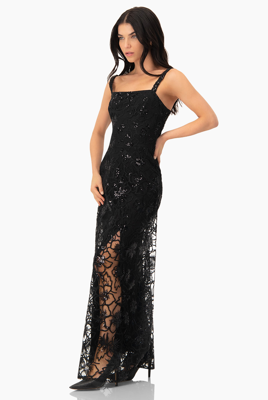 Vestido negro de tirantes