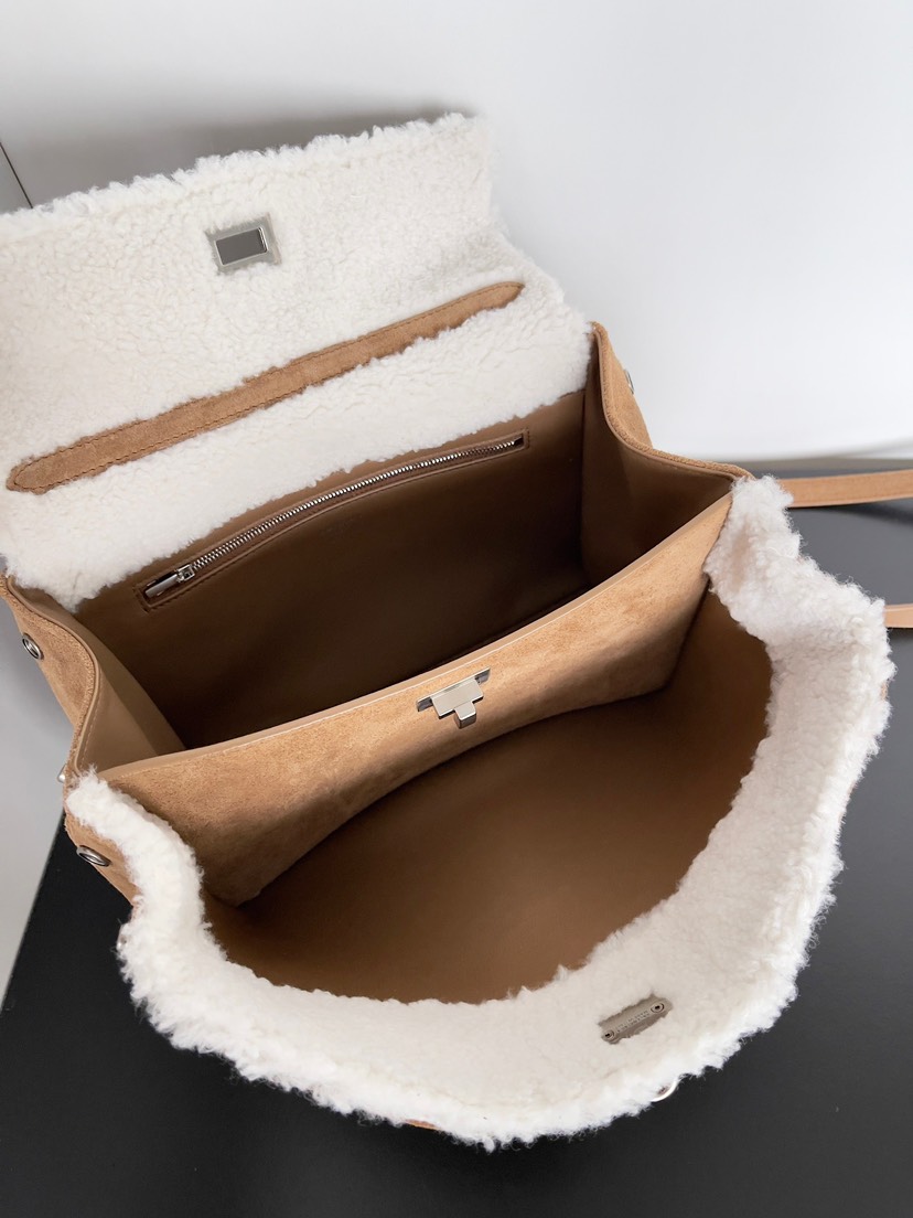 Balenciaga Rodeo Bag