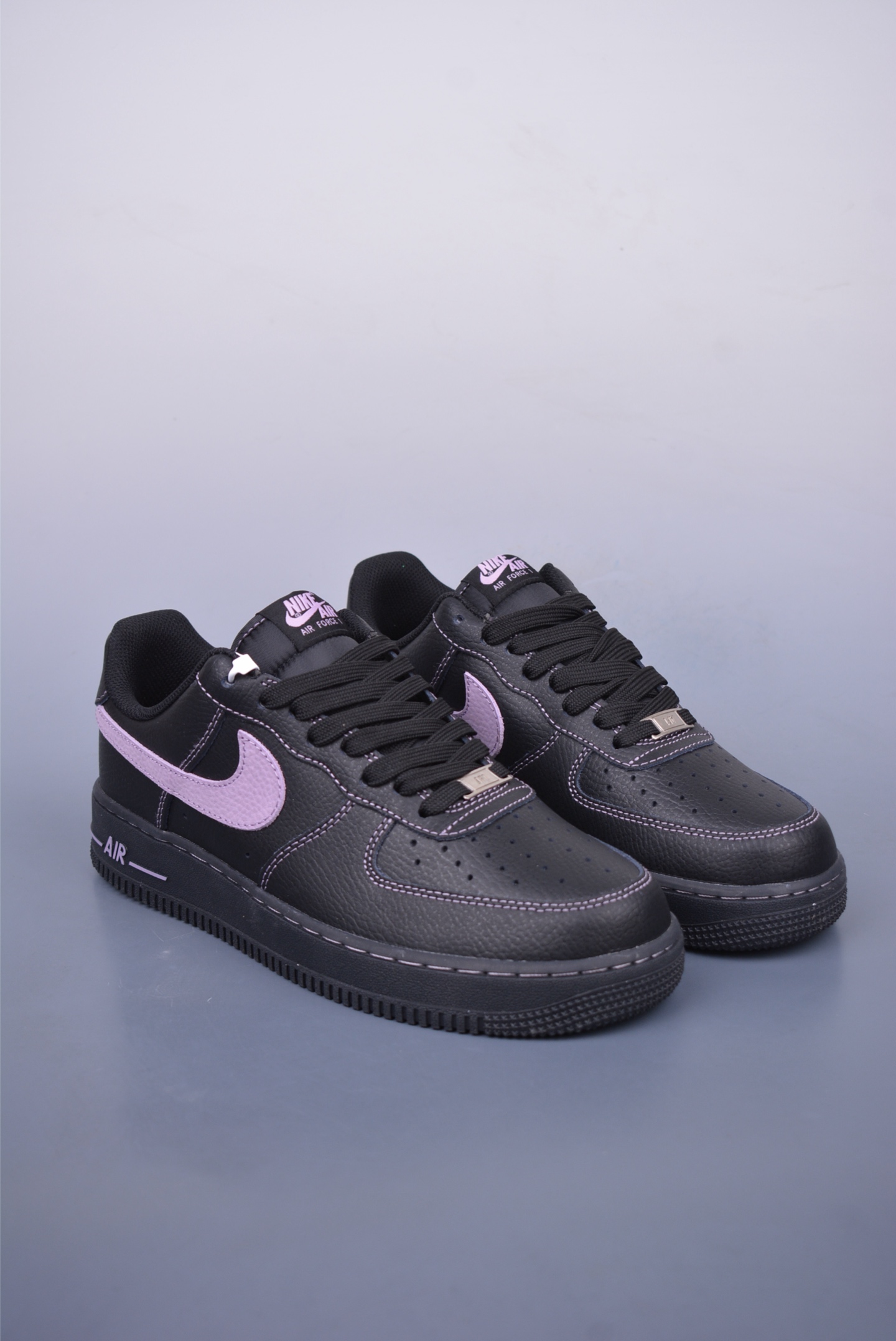 OFF WHITE x Nike Air Force 1’07 Low “Leather Black Pink” HQ2073-001