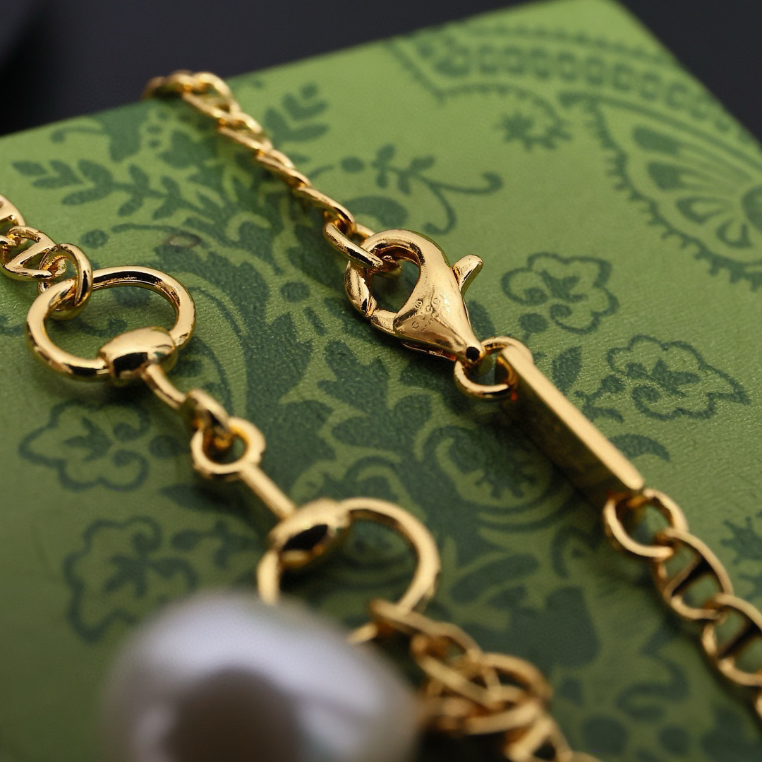 Gucci Gold Pearl Necklace