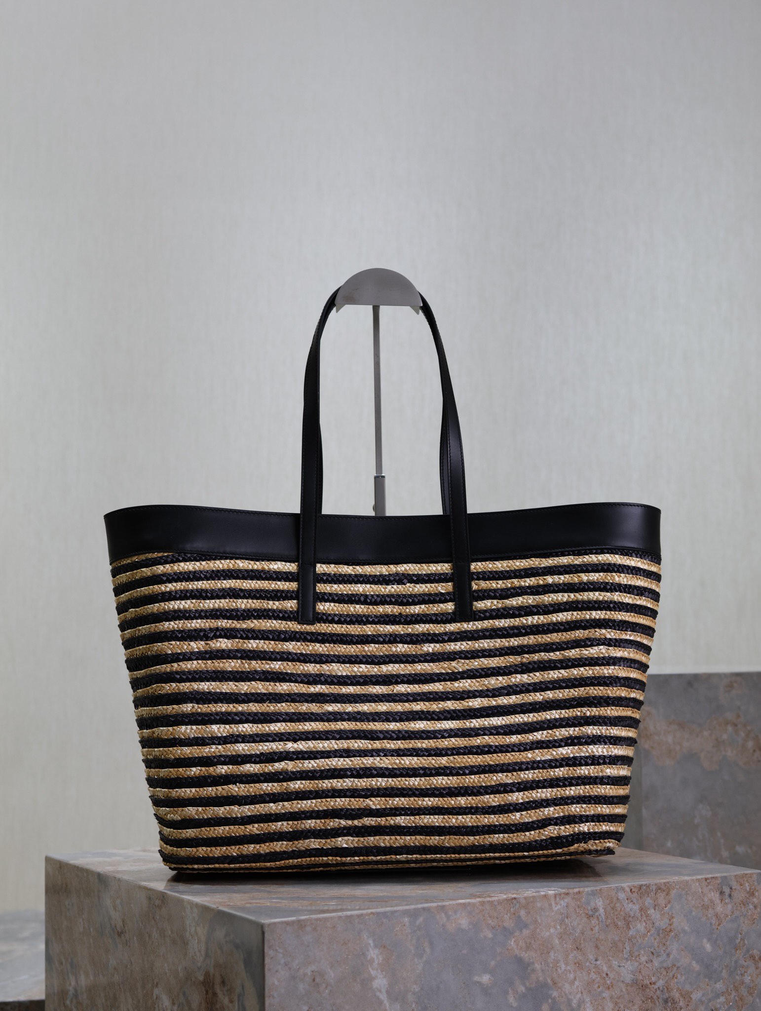 Yves Saint Laurent shopping tote bag 394195