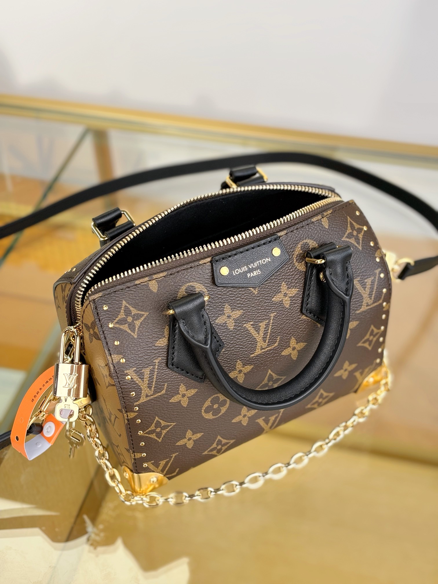 Louis Vuitton SPEEDY TRUNK 20 Bag M13146