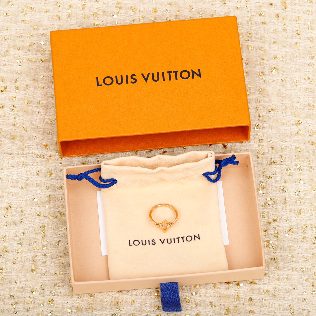 Louis Vuitton monogram pointed flower ring