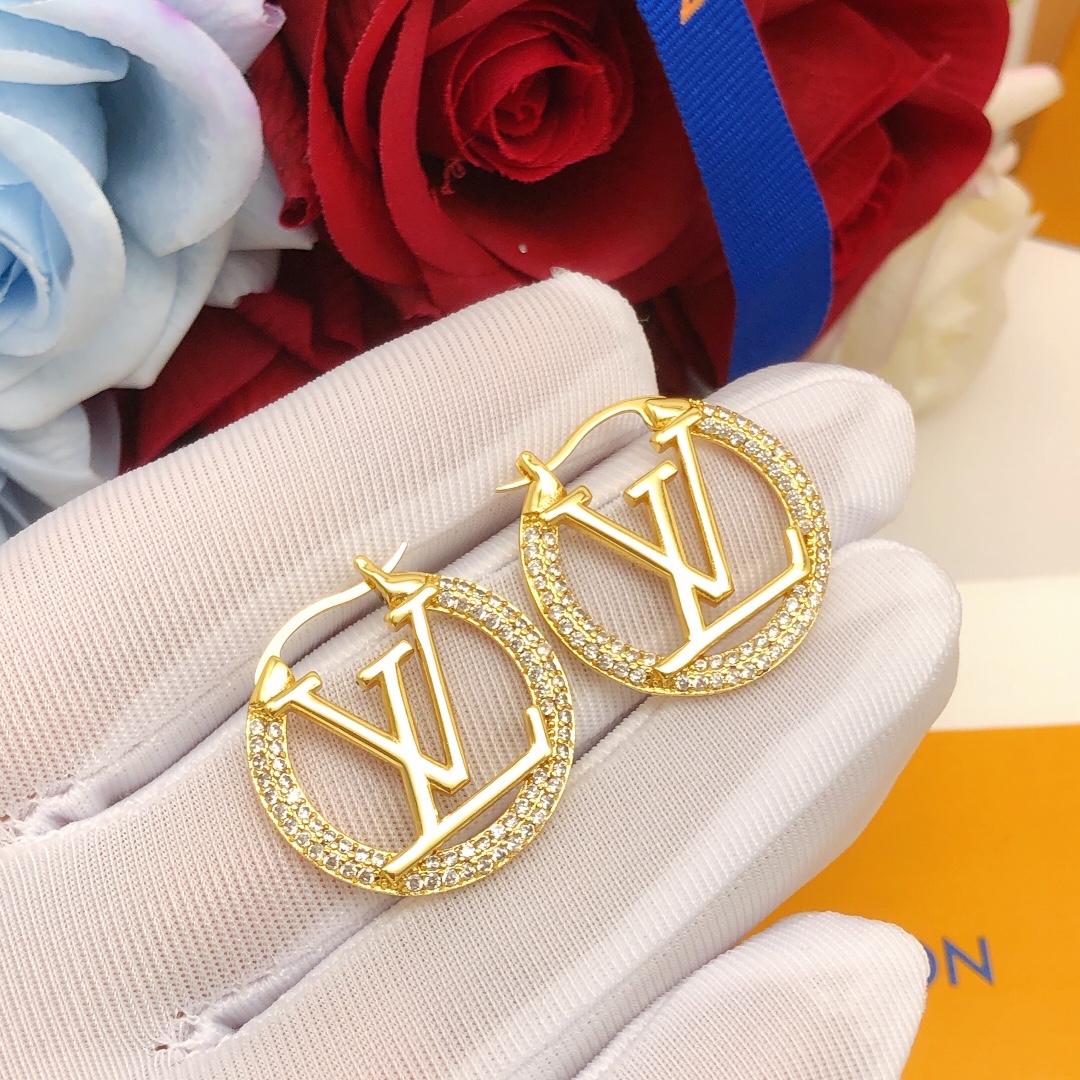 Louis Vuitton Round Diamond Earrings