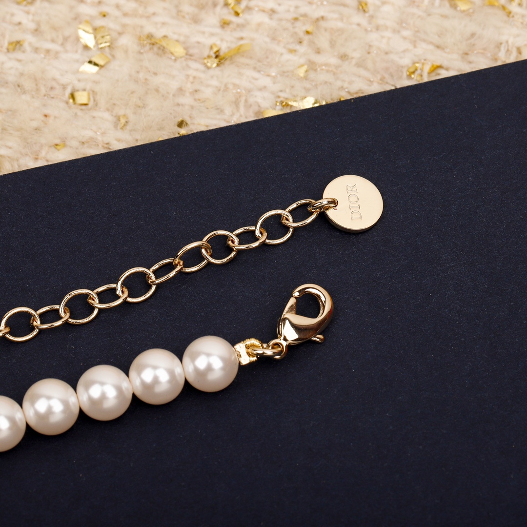 Dior Eiffel Tower Pearl Necklace