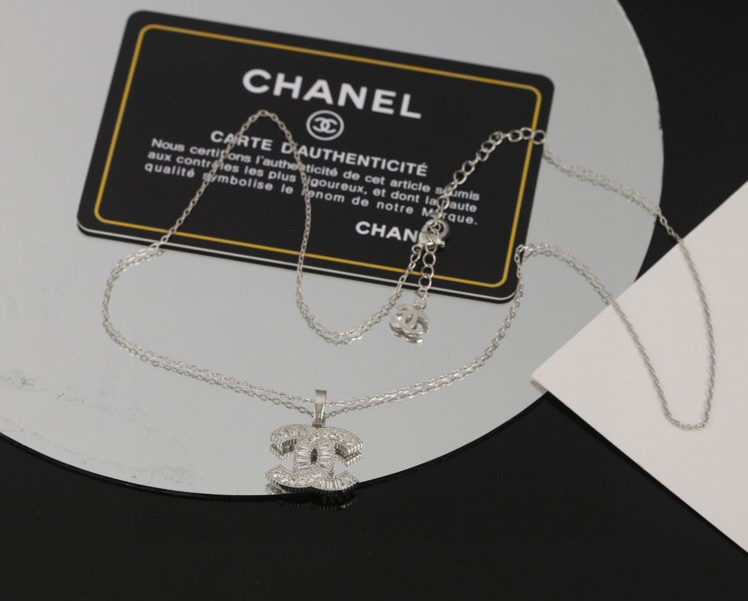 Chanel double c diamond necklace