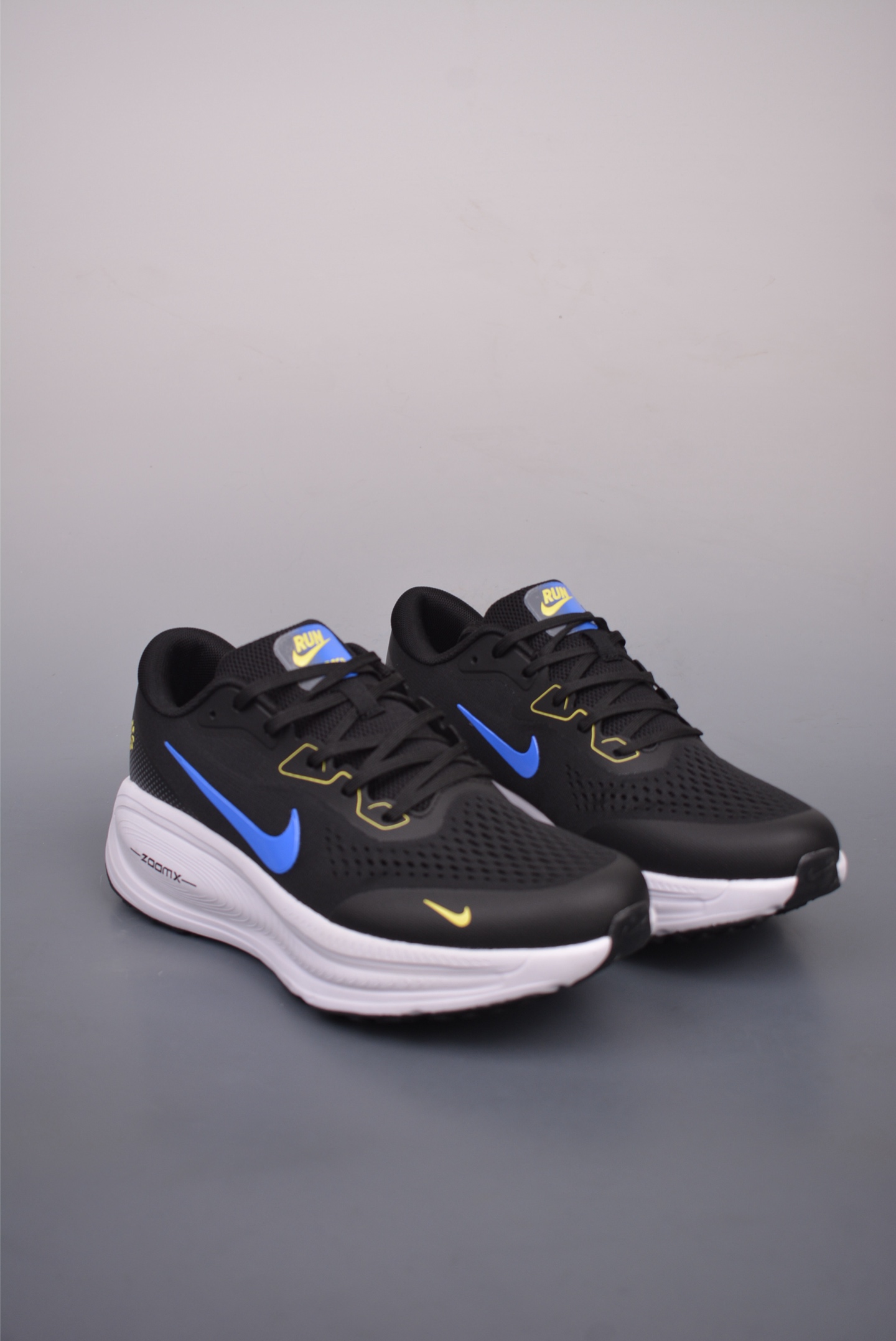 Nike Air Zoom Vomero 18X Black White Blue  HM2519-372