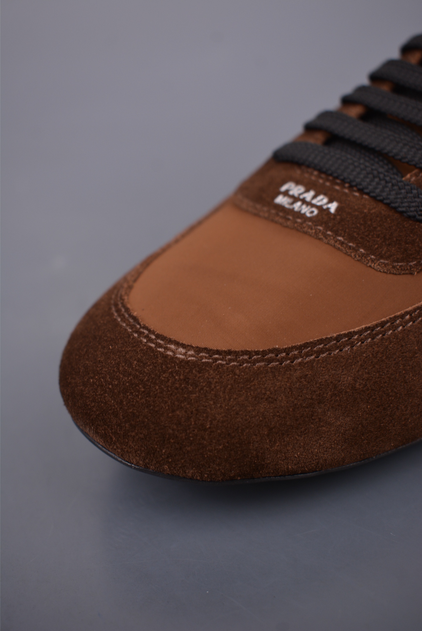 Prada SpringSummer Show Thin-soled Dexterity Shoes Dark Brown