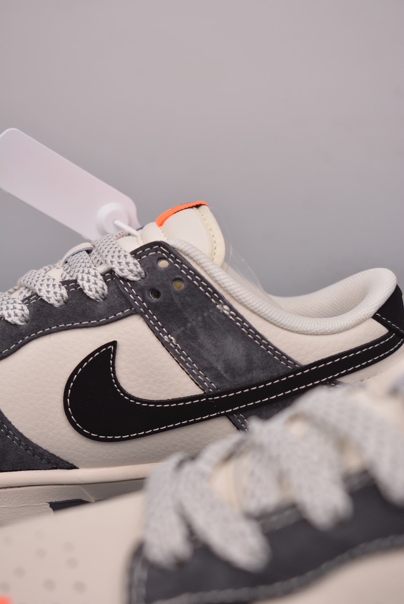 Stussy x Nike By You SB Dunk Low Retro SP Dark Grey Off-White Embroidery MM1089-026