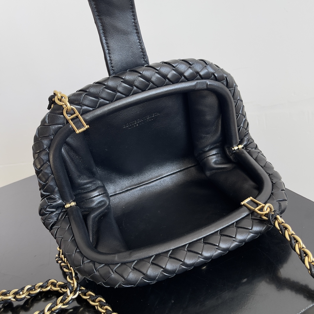Bottega Veneta LAUREN 1980 Small Clutch 804038