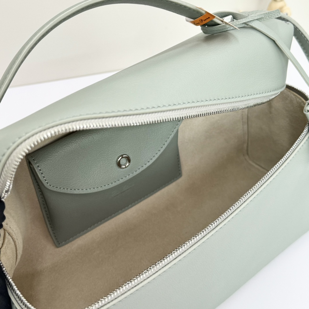 Loro Piana Extra Bag L27 Crossbody Bag FAO4759