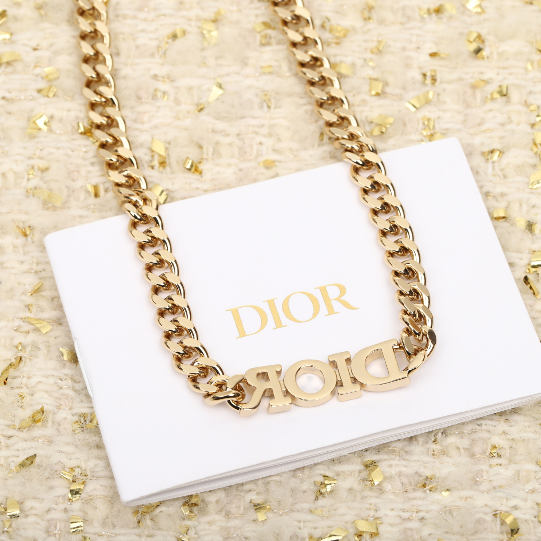 Dior chain letter necklace