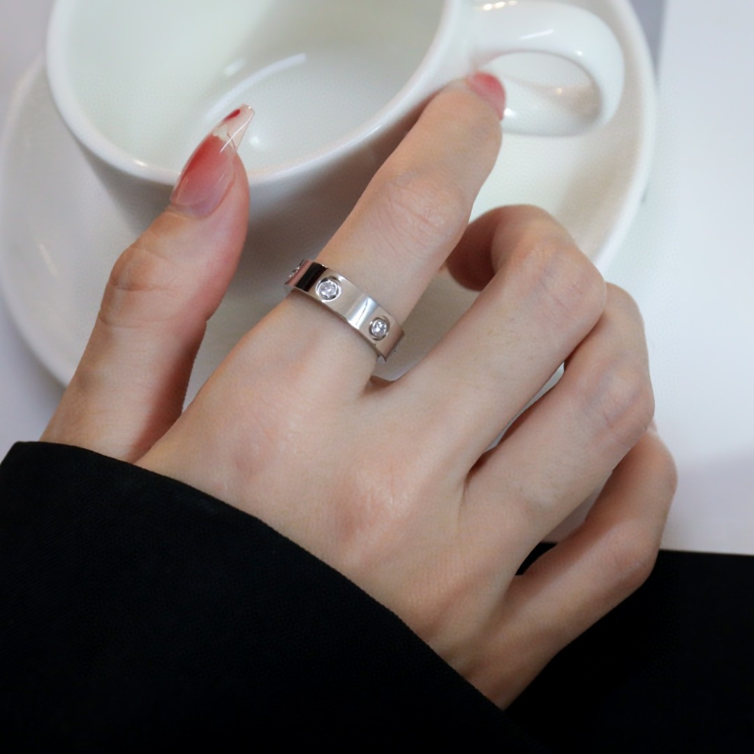 Cartier love wide six diamond ring