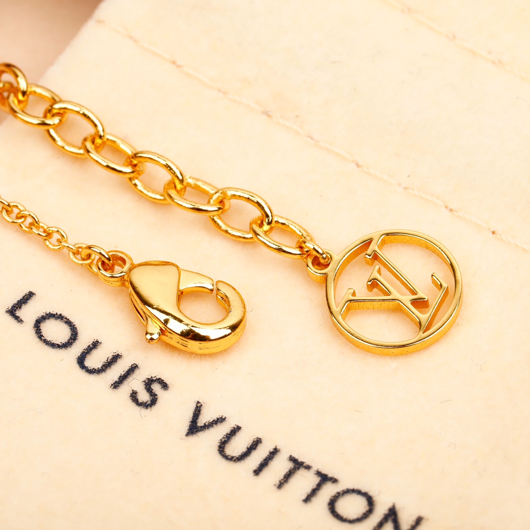Louis Vuitton ICONIC HEART series multi-element necklace