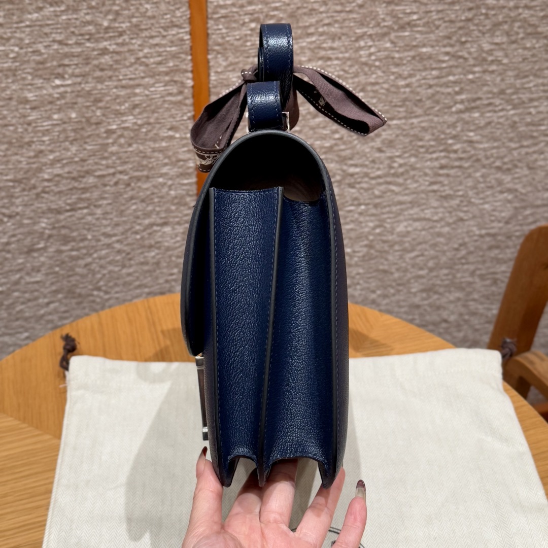 Hermès Constance 73 Blue saphir handbag (handmade to order)