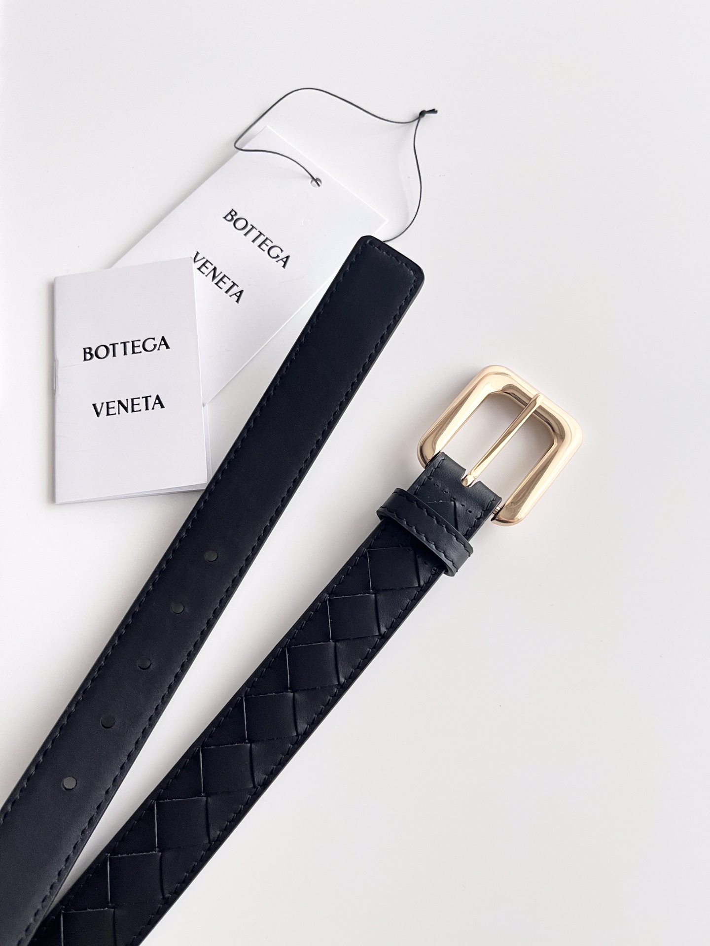 Bottega Veneta intreccio woven cowhide double-sided waistband with a width of 2.0cm