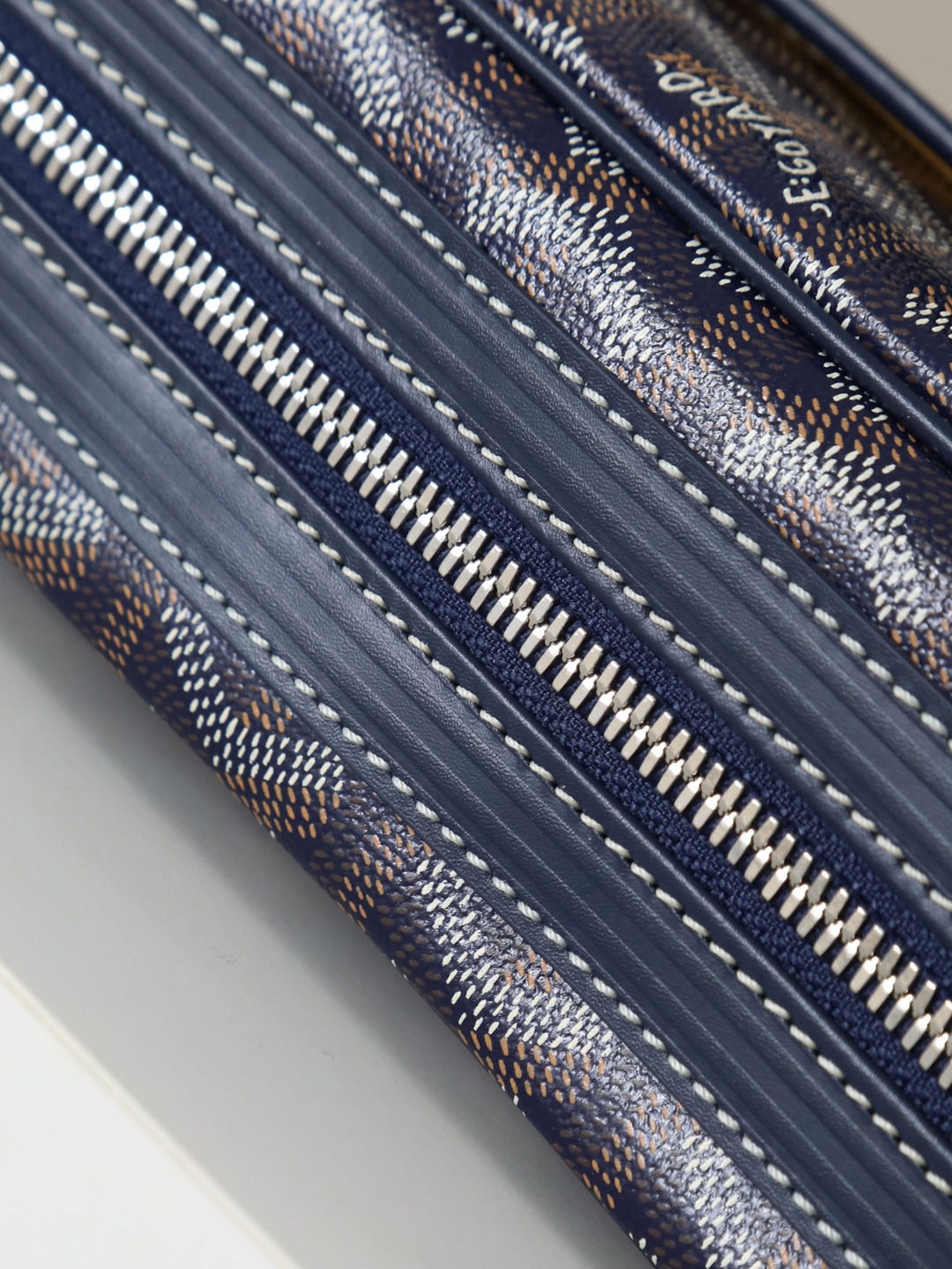 Goyard cavert camera bag 226