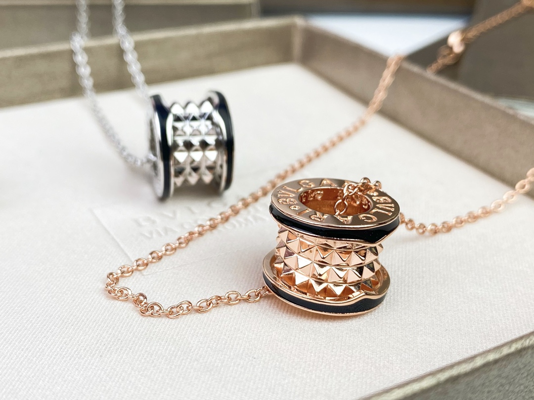 Bulgari LGARI B.zero 1 ro series rivet ceramic necklace