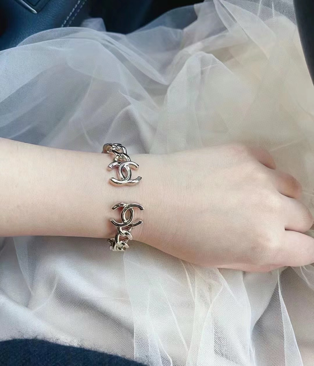 Chanel chain hollow bracelet