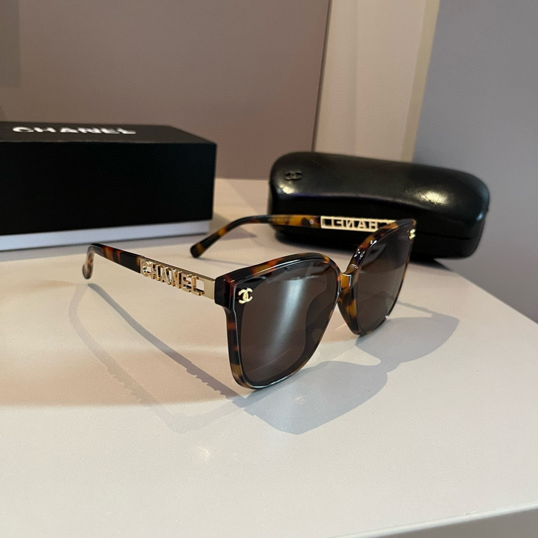 Chanel round frame sunglasses