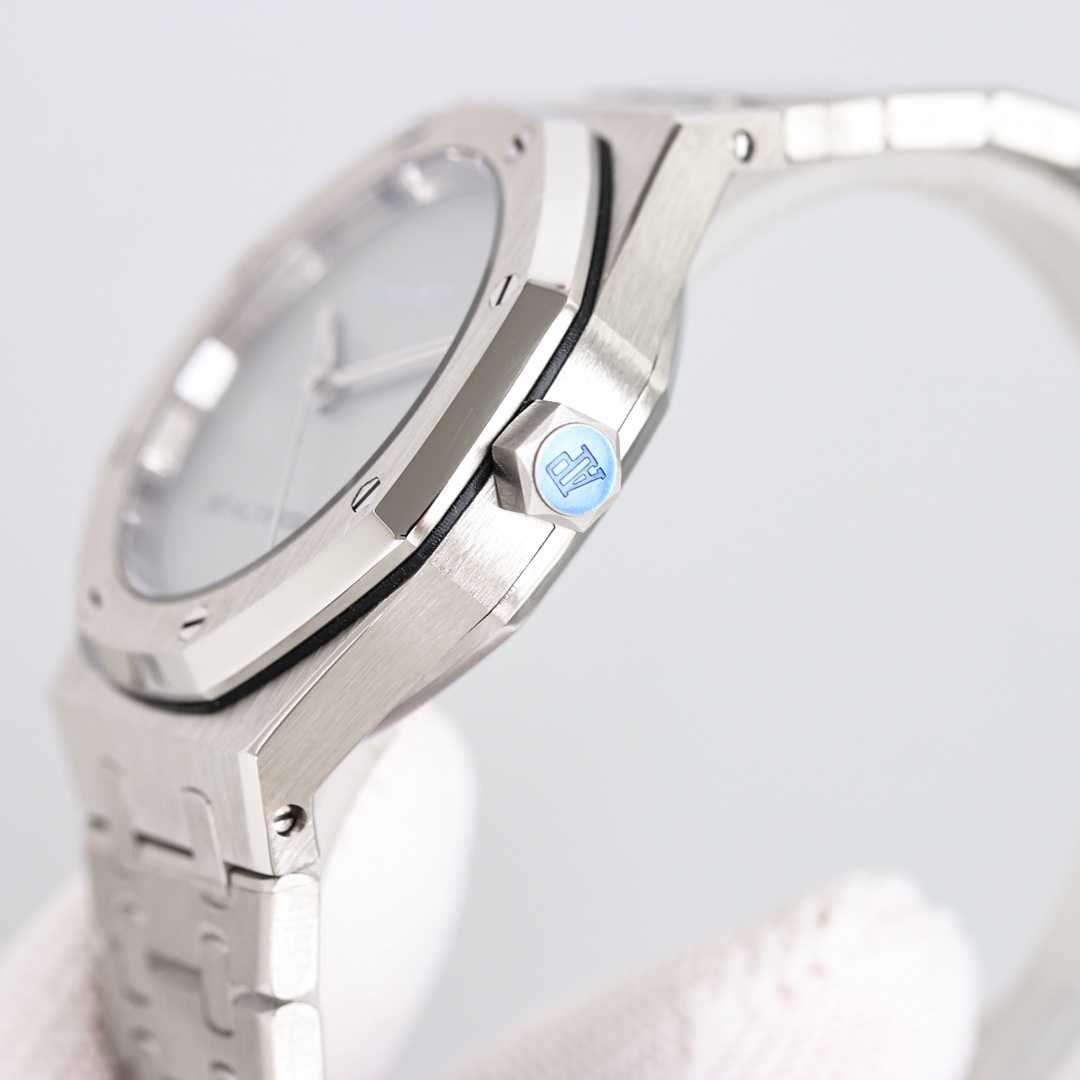 Audemars Piguet Royal Oak 15550BA.OO.1356BA.02