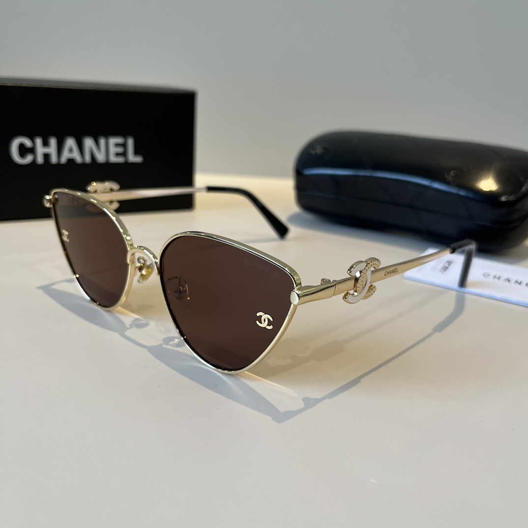 Chanel round frame sunglasses