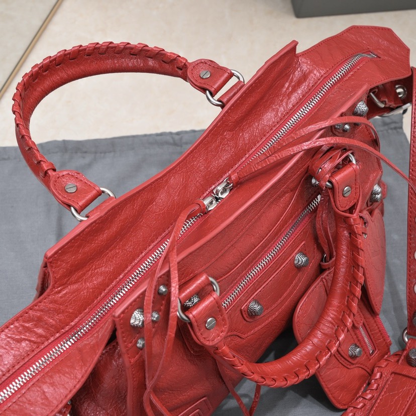 Balenciaga Neo Cagole Motorcycle Bag Medium