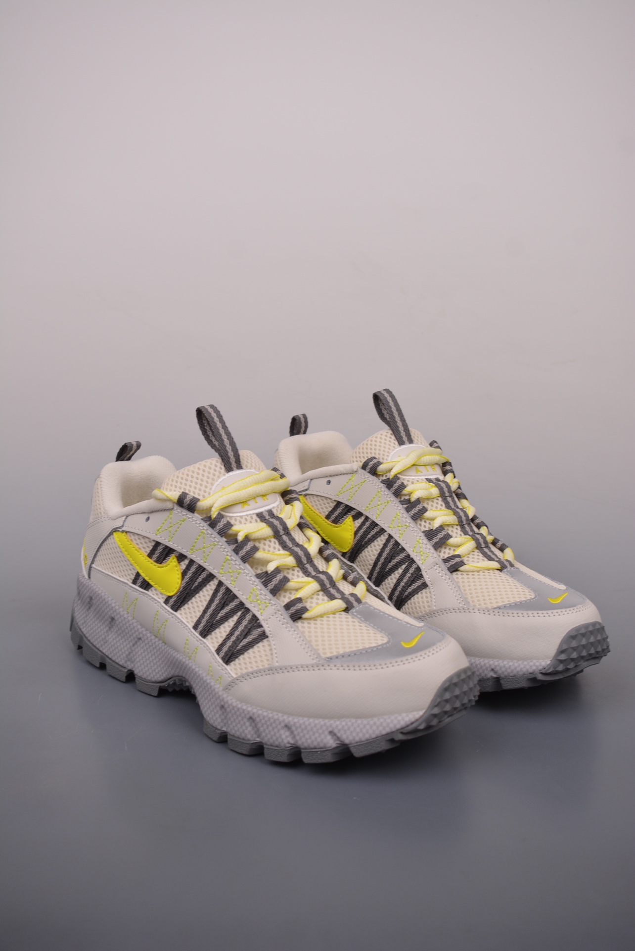 Nike Air Humara QS Light Bone High Voltage FQ2443-001