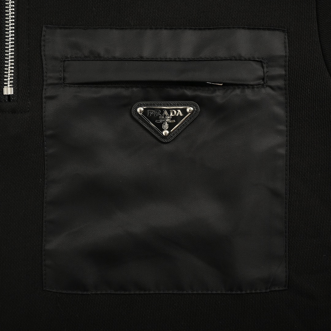 Prada 24Fw Pocket Badge Triangle Logo Half-Zip Lapel Sweatshirt