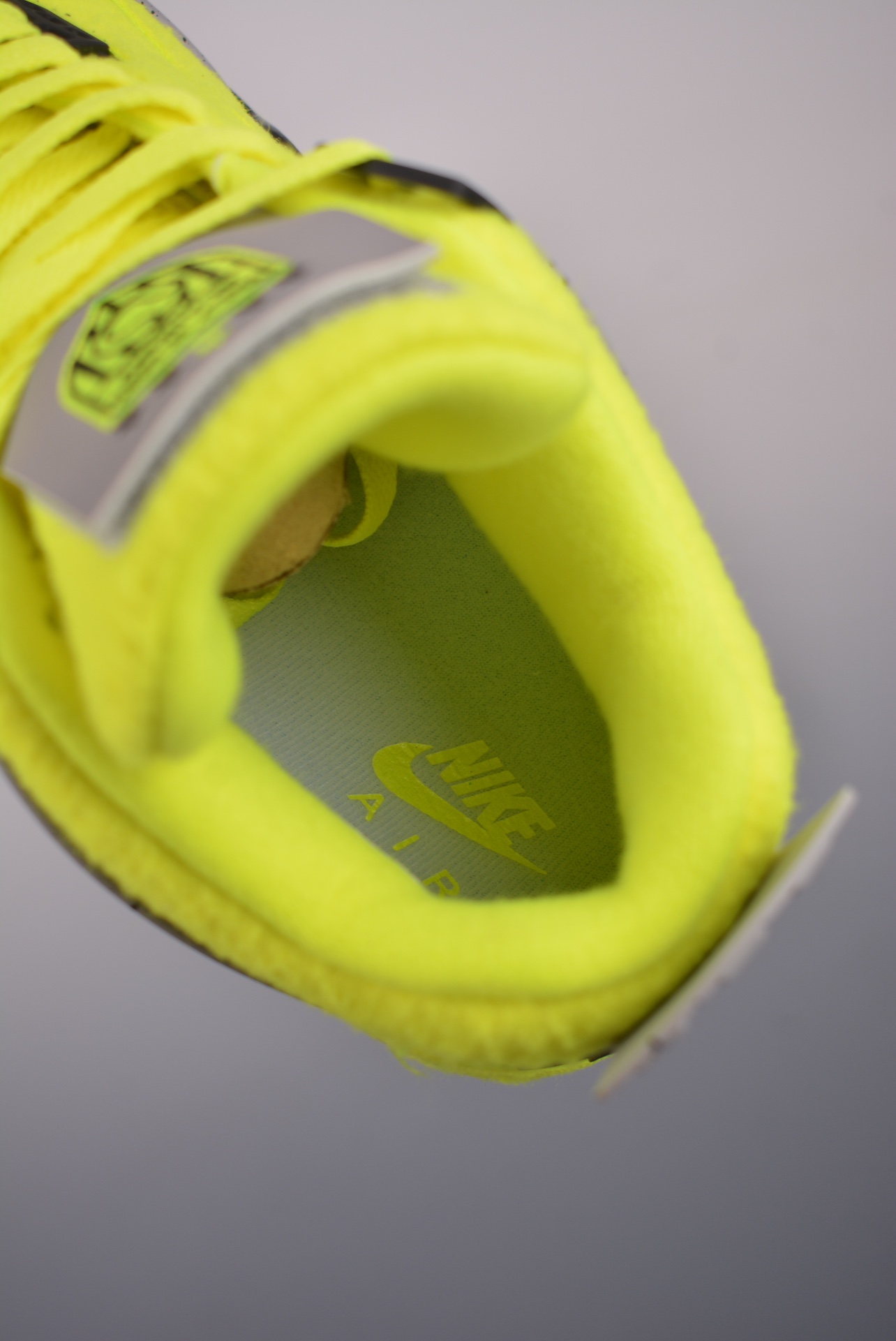 Nike Air Jordan 4 RetroLet’s Play Tennis DV6773-700