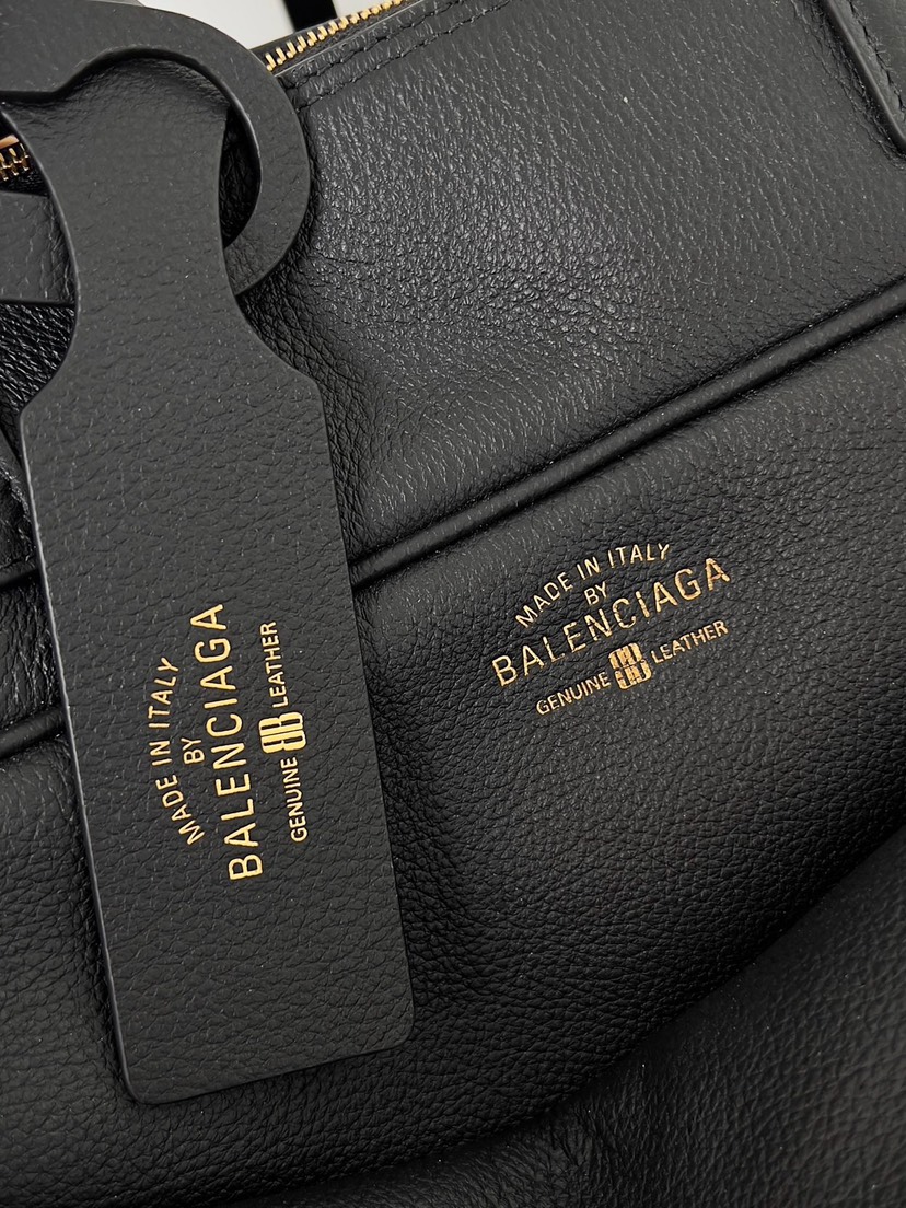 Balenciaga Carrie Small Bowling Bag