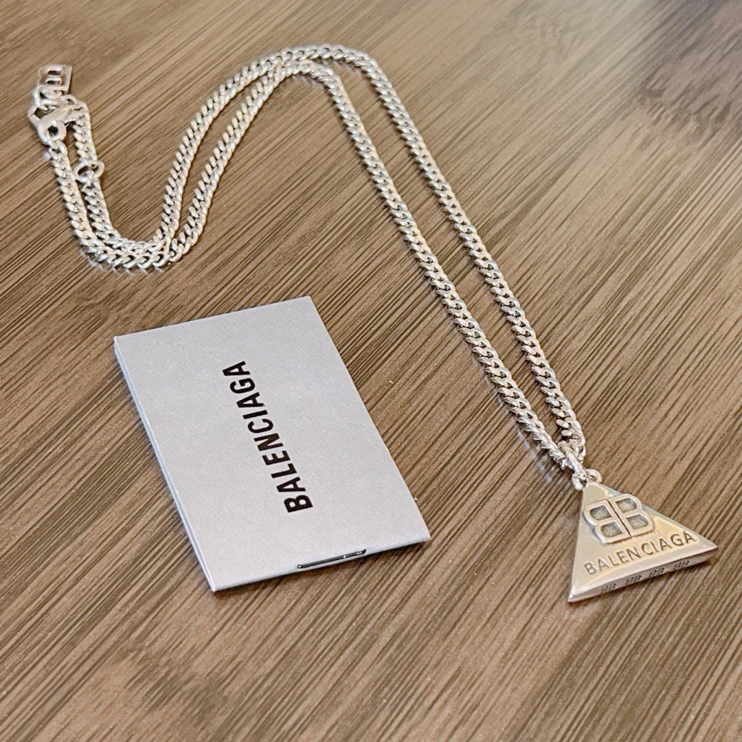 Balenciaga BB triangle chain vintage bracelet