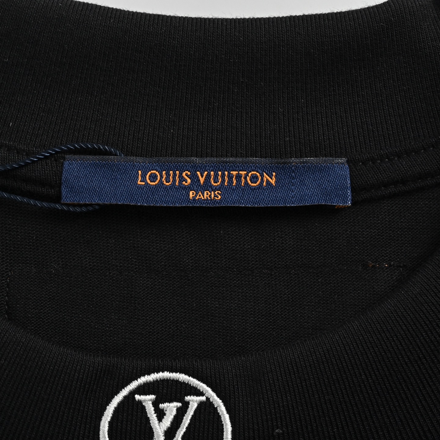 Louis Vuitton 25ss neckline lettering embroidered short sleeves