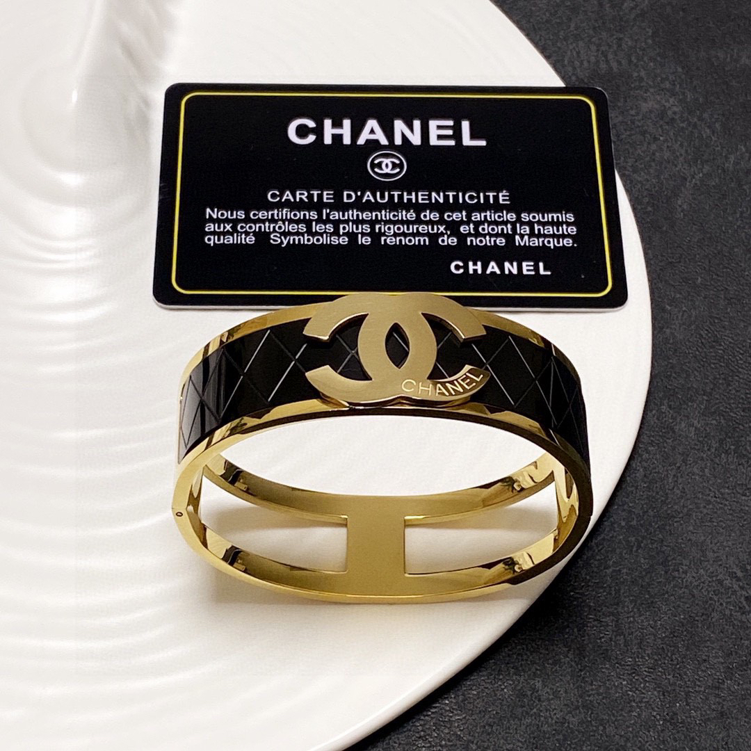 Chanel wide diamond bracelet
