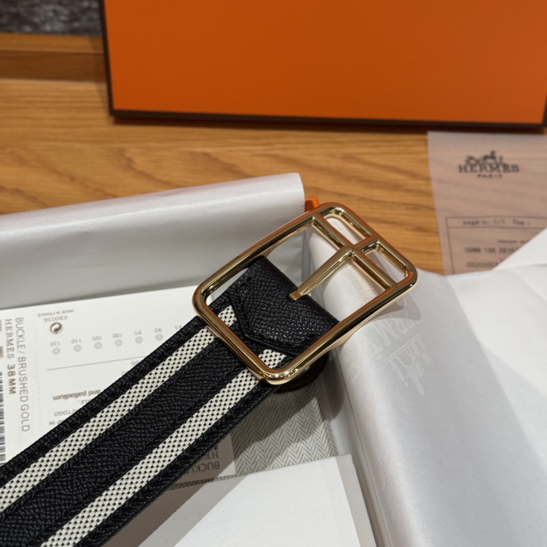 Hermès Half Cod Riviera double-faced leather belt, 3.8cm wide
