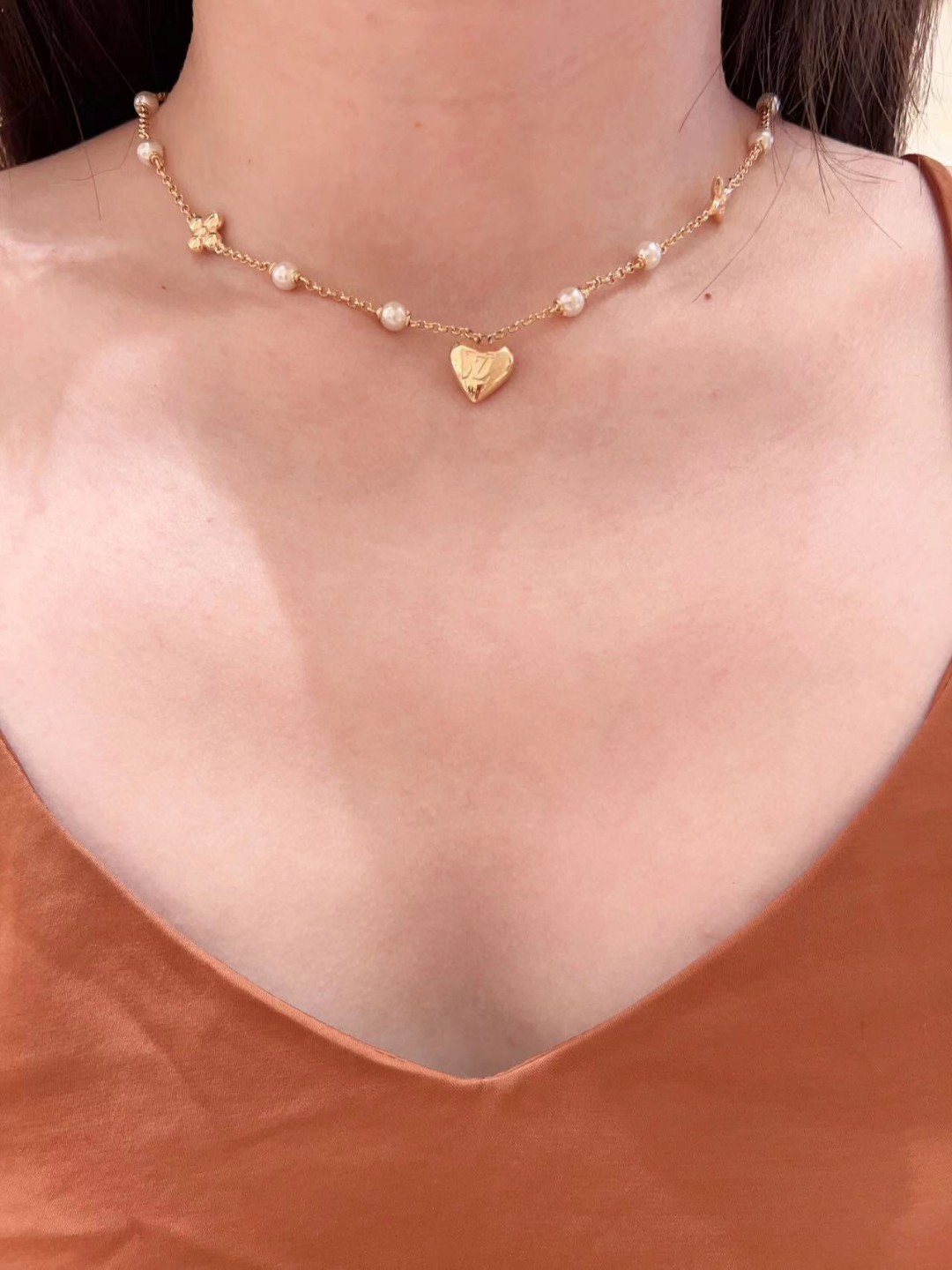 Louis Vuitton Heart Pearl Necklace