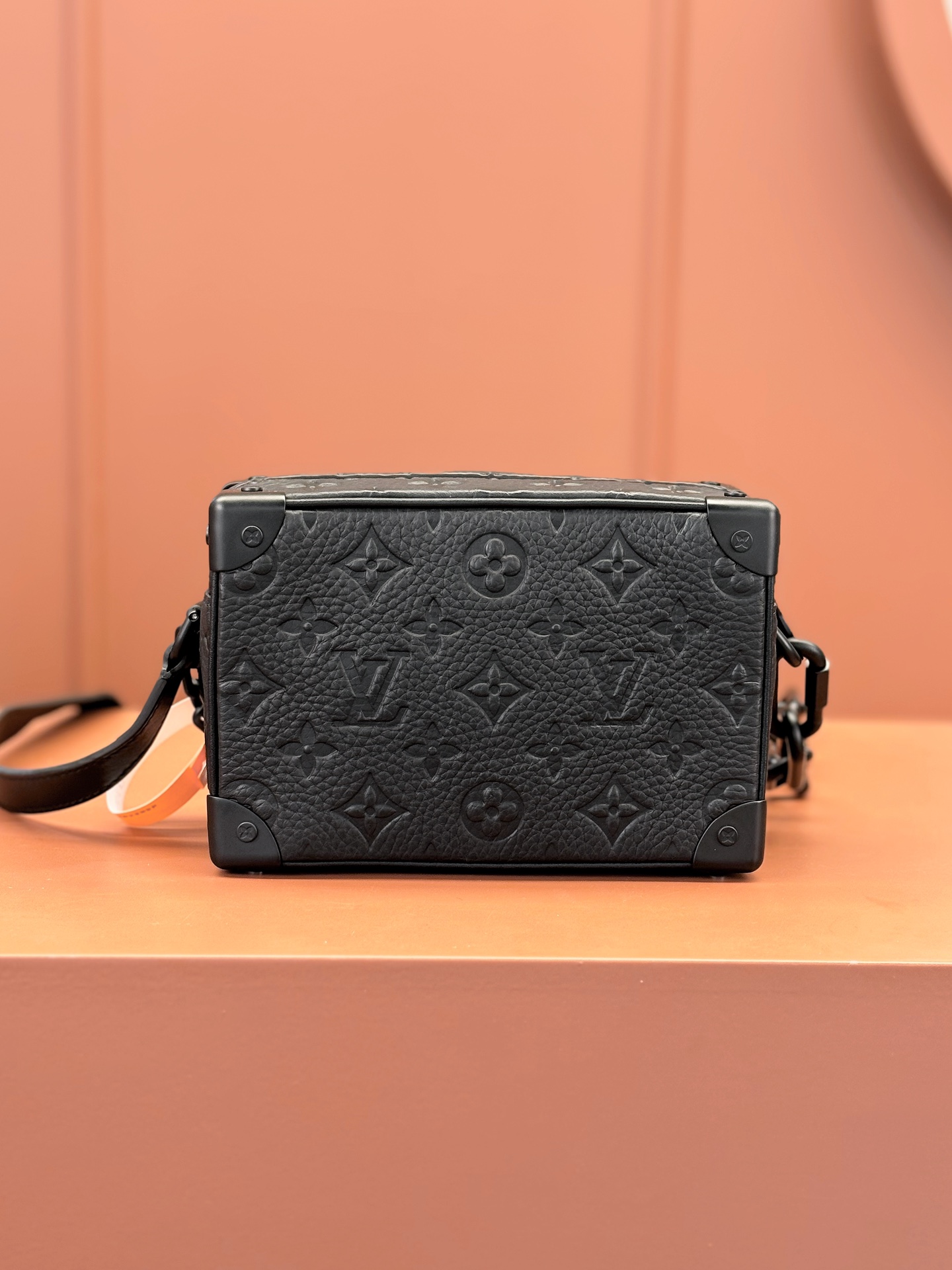 Louis Vuitton MINI SOFT TRUNK CHAIN ​​BAG M55702