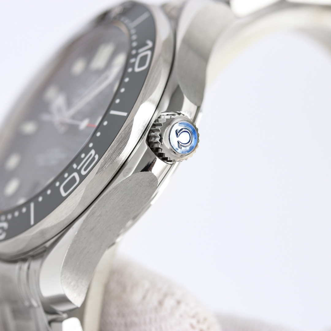 OMEGA Seamaster 300 Series