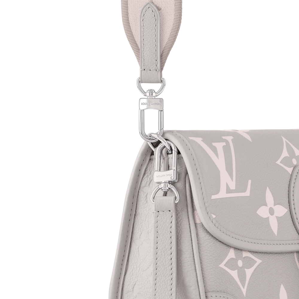Louis Vuitton DIANE Handbag M14214