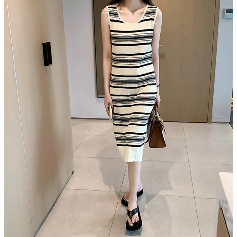 Thin sleeveless temperament Striped knitted dress French style