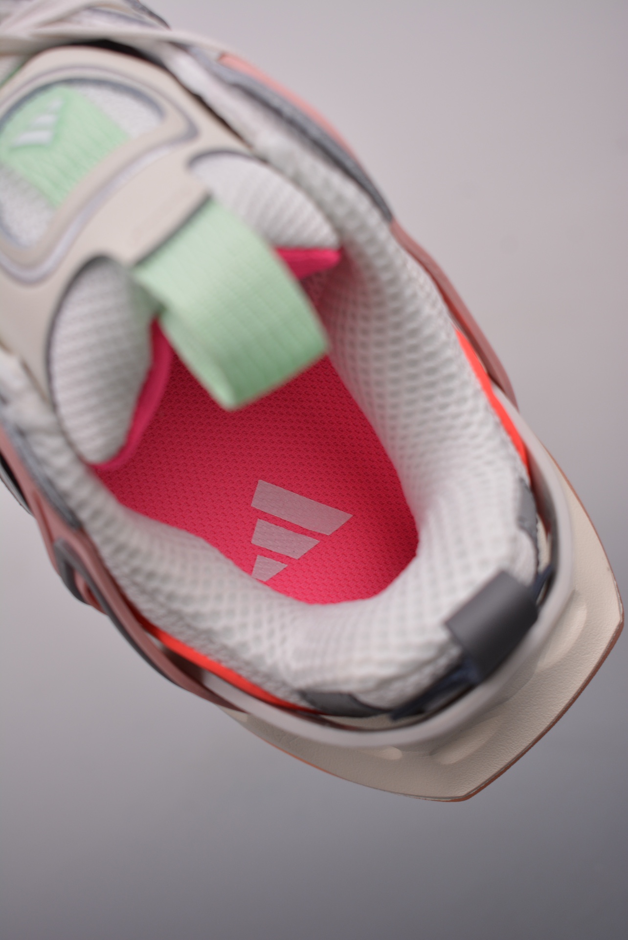 Adidas XLG Runner Deluxe off-white peach pink jade green IH7797