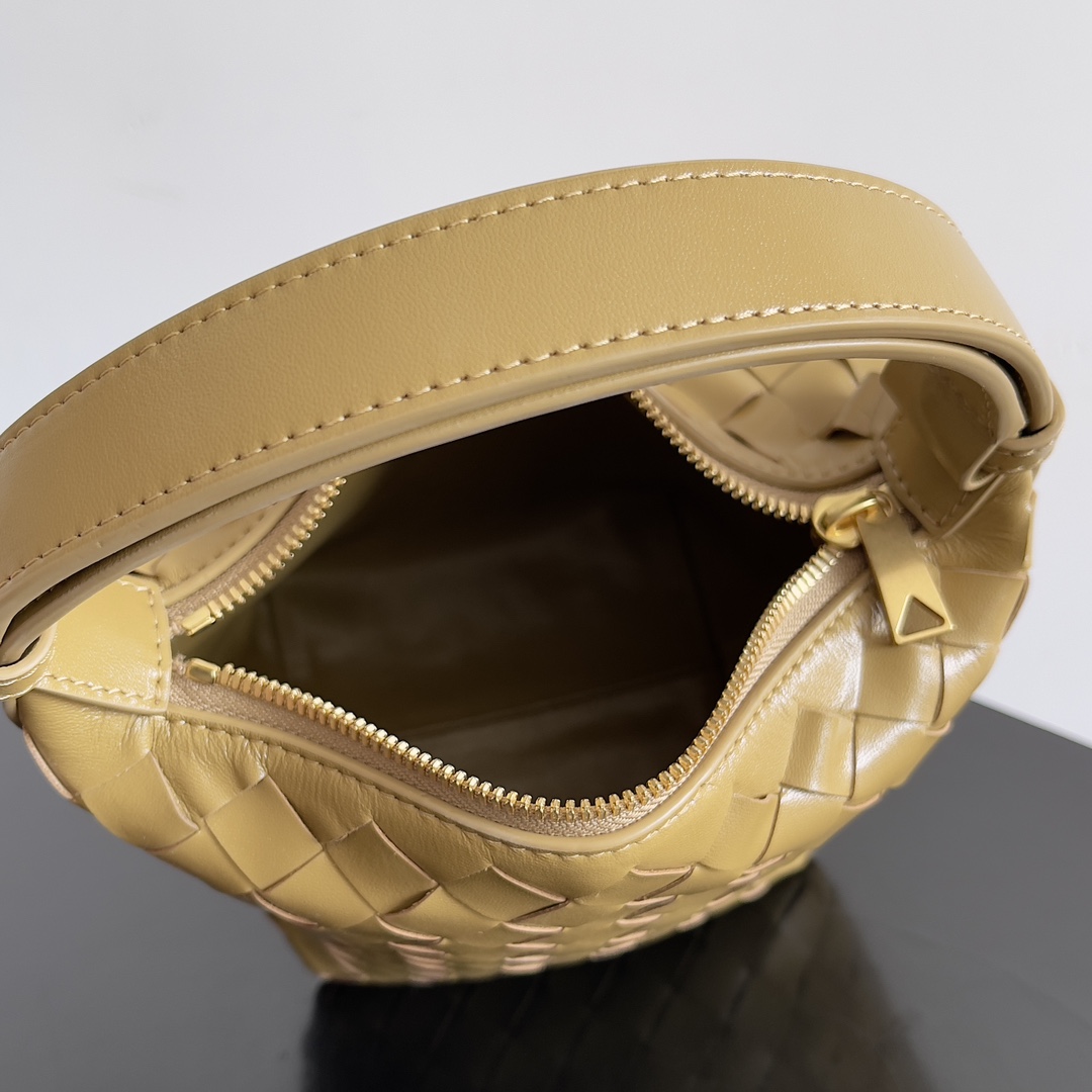Bottega Veneta bottega handbag 776781