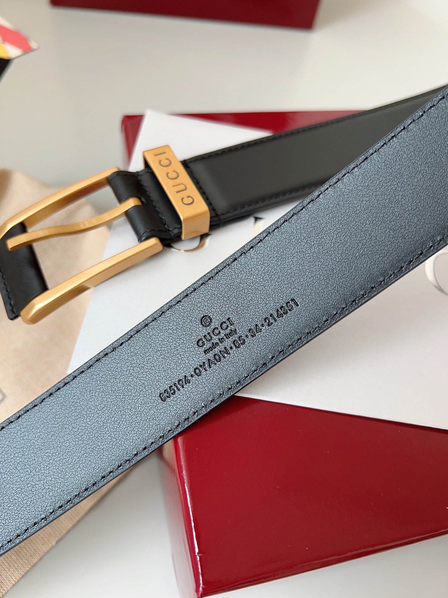 Gucci pin buckle leather belt 3.5cm wide
