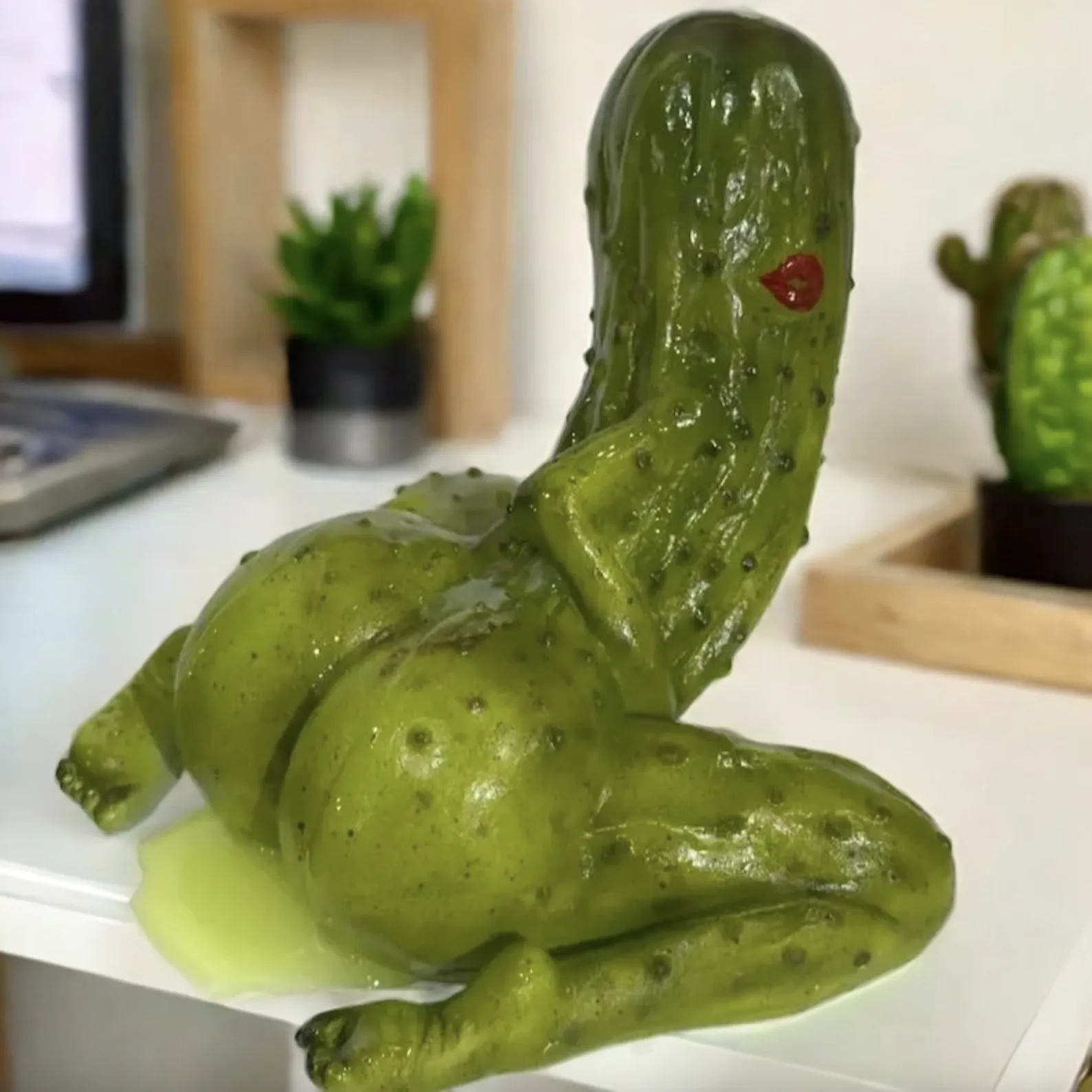 Pickle Back Figure